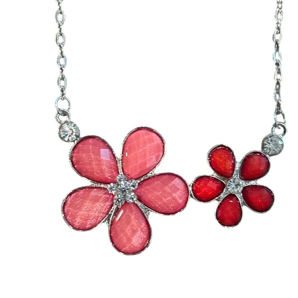 Pink & Red Silver Tone Ditsy Flower Pendant Statement Necklace - Picture 2 of 5